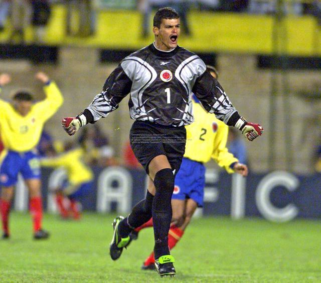 注册观看-别迷信“职业”人士，点球被他们玩成了奇葩…