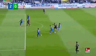 注册观看-别迷信“职业”人士，点球被他们玩成了奇葩…