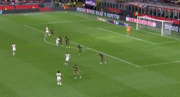 1661631944705037699.gif 【意甲】莱昂传射 吉鲁破门 新援助攻 AC米兰2比0胜