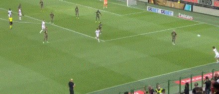 1661631641251023725.gif 【意甲】莱昂传射 吉鲁破门 新援助攻 AC米兰2比0胜