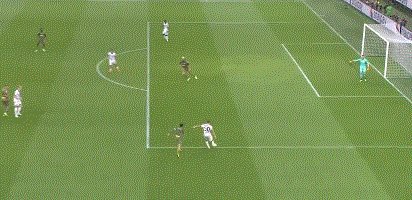 1661631655388083495.gif 【意甲】莱昂传射 吉鲁破门 新援助攻 AC米兰2比0胜