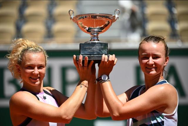 1623592100255049834.png 赛程安排-用双冠书写黑马传奇 克雷吉茨科娃法网“一飞冲天”